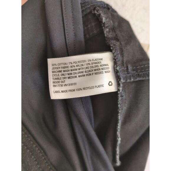 Isabel Maternity by Ingrid & Isabel Bermuda Black Jean Cut Off‎ Short size 18 - Picture 8 of 9